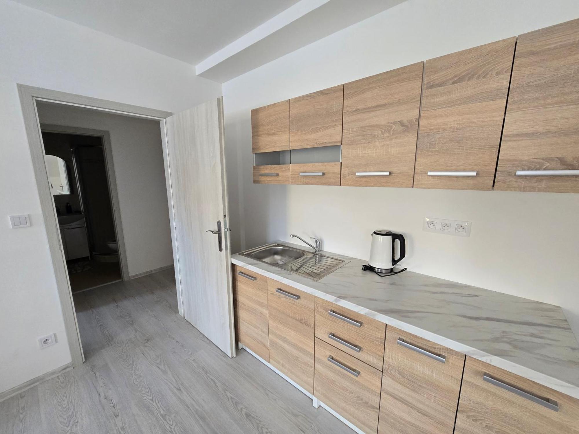 Apartmany Almond הַרָכוֹב מראה חיצוני תמונה