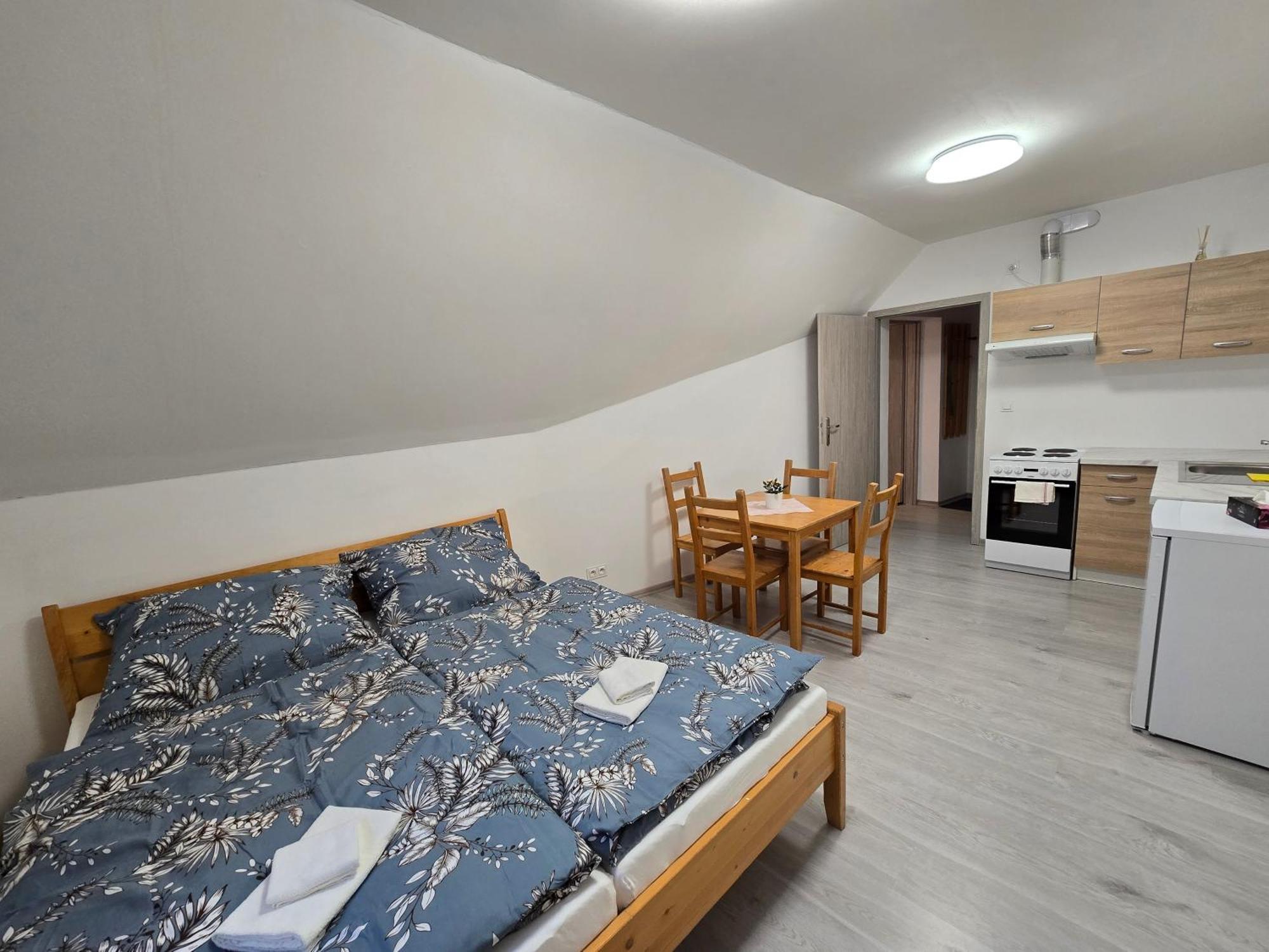 Apartmany Almond הַרָכוֹב מראה חיצוני תמונה