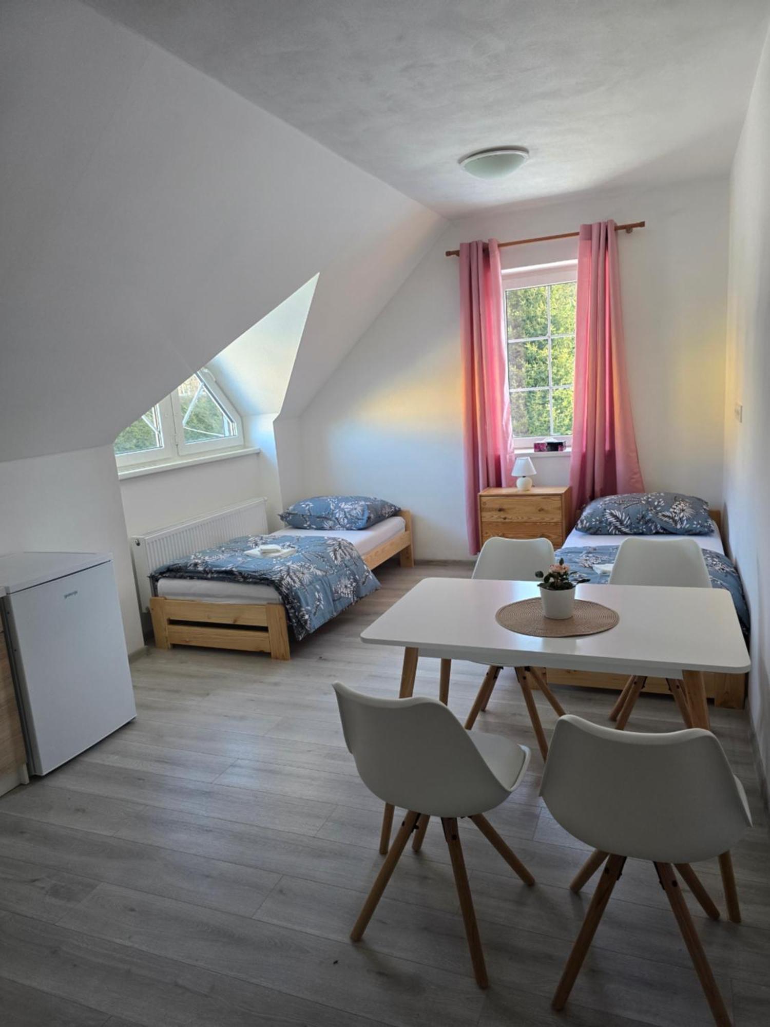 Apartmany Almond הַרָכוֹב מראה חיצוני תמונה