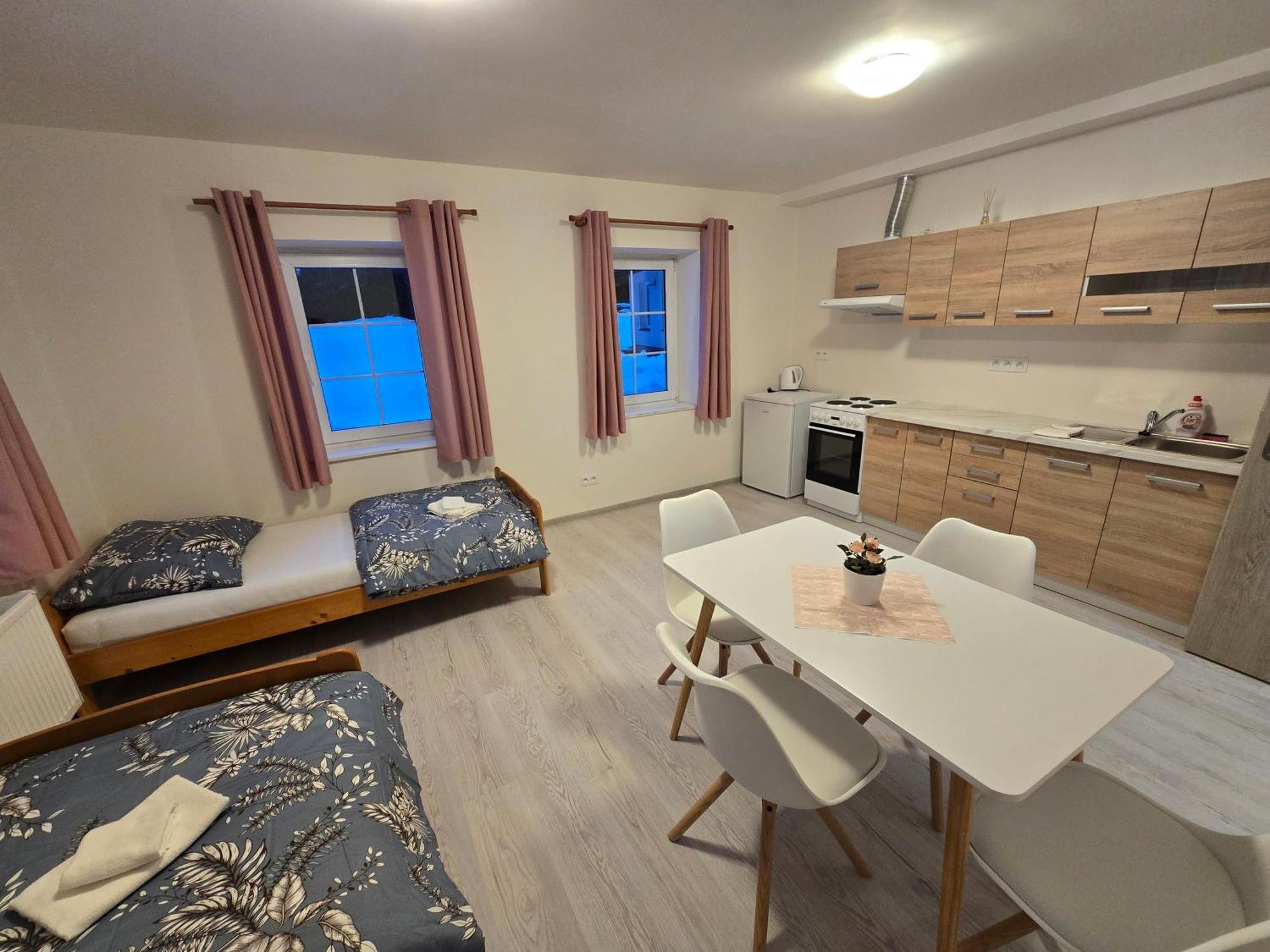 Apartmany Almond הַרָכוֹב מראה חיצוני תמונה